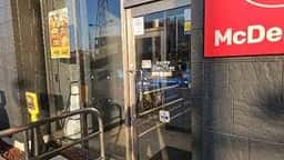 マクドナルド 足立六町店