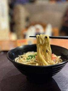 沖縄そば処 まるそば とまりん店