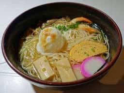 洞窟たらいそうめん