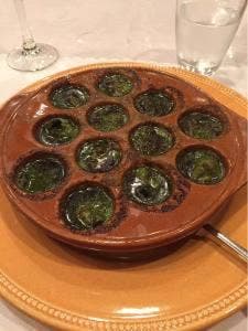 フレンチ食堂 エスカルゴ