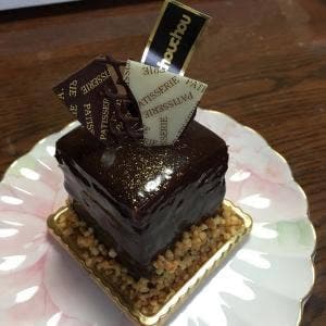トゥール・モンド・シュシュ バウムクーヘンファクトリー