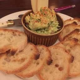 ビストログルトン