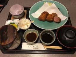とんかつ懐石よしかわ