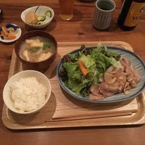 アパートメント食堂 なか川