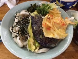 めん八食堂