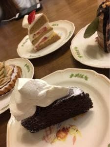 ピネード 社台店