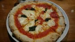 Pizza食堂 RoKA