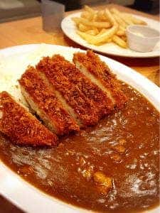 ガスト 片江店