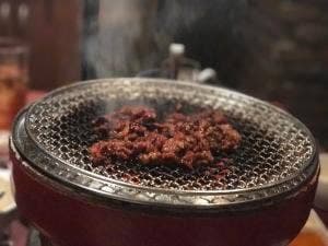 焼肉べこまる